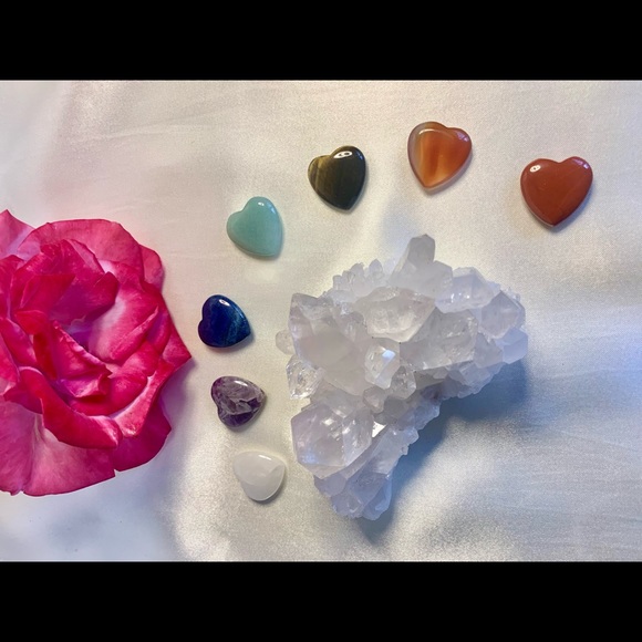 7 chakra healing heart crystals 0.8’’ - Picture 1 of 4